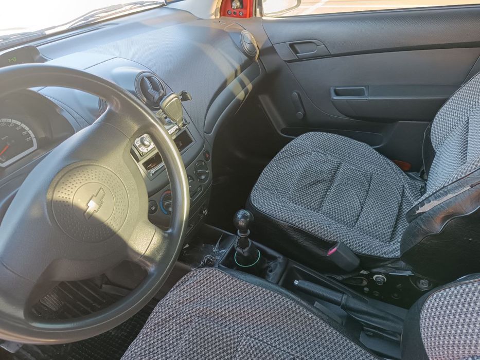 Продам автомобіль Chevrolet Aveo