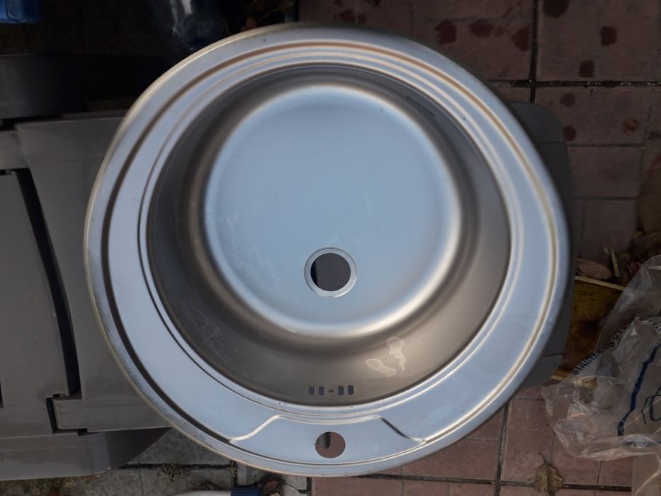 Мойки новые разные