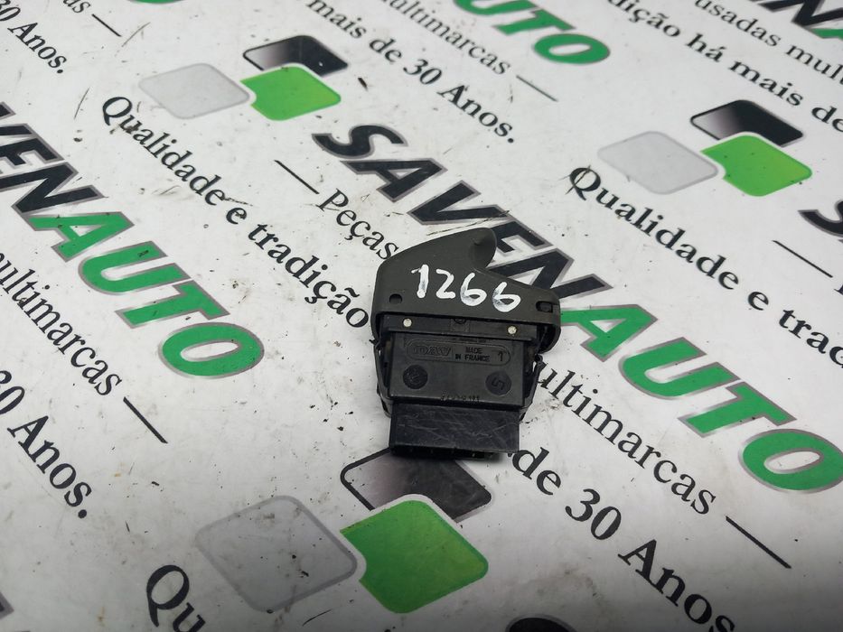 Comando / botão / interruptor vidros frente direito RENAULT Megane Scé