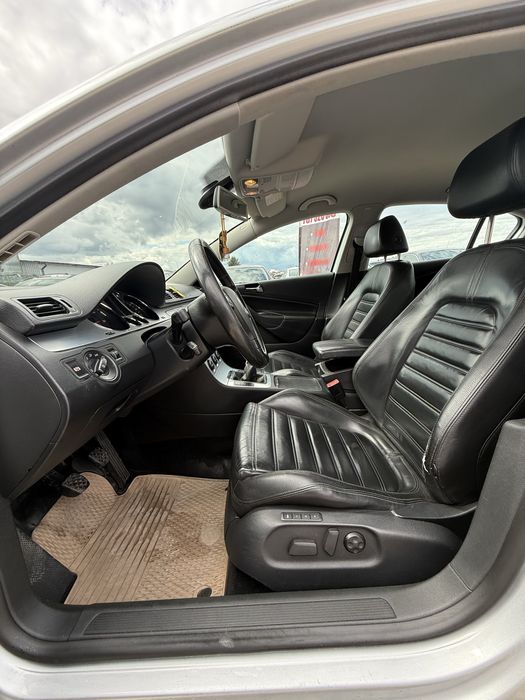 Na Sprzedaż Pasaat b6 2.0TDI/bez rdzy/klima/alu/zadbany/wygoda/zamiana