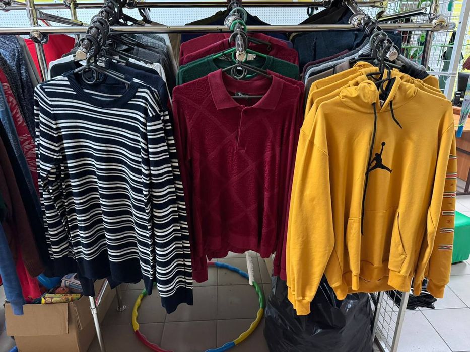 Чоловічі кофти светри водолазка лонгслів