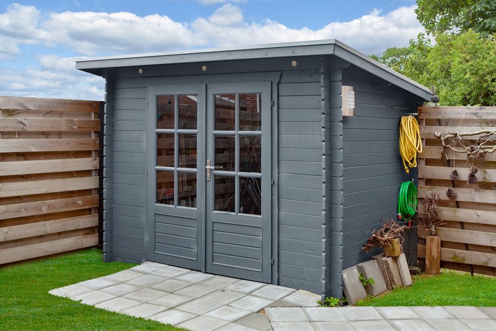 Casas e abrigos feitos em madeira tratada