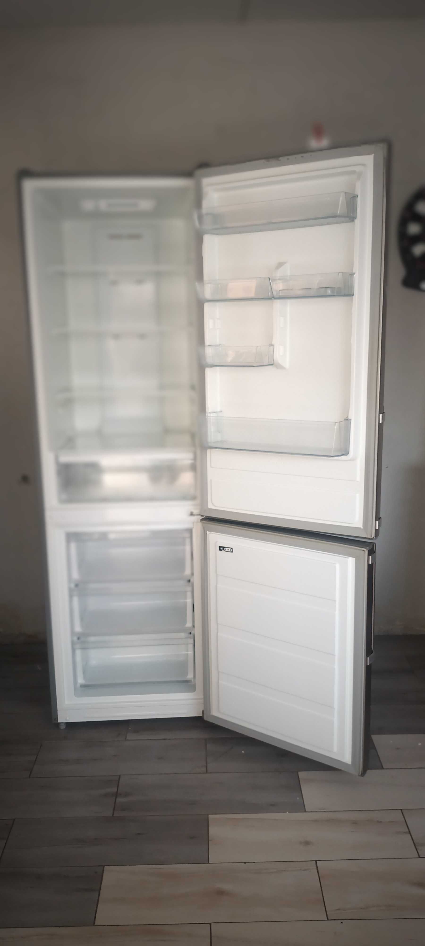Frigorífico combinado TEKA NFL 320 INOX