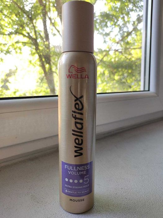 Pianka Wellaflex stylizująca