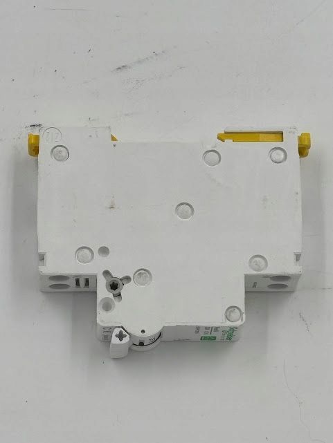 Wyłącznik nadprądowy Schneider Electric Resi9 DM 1P 230V na szynę DIN