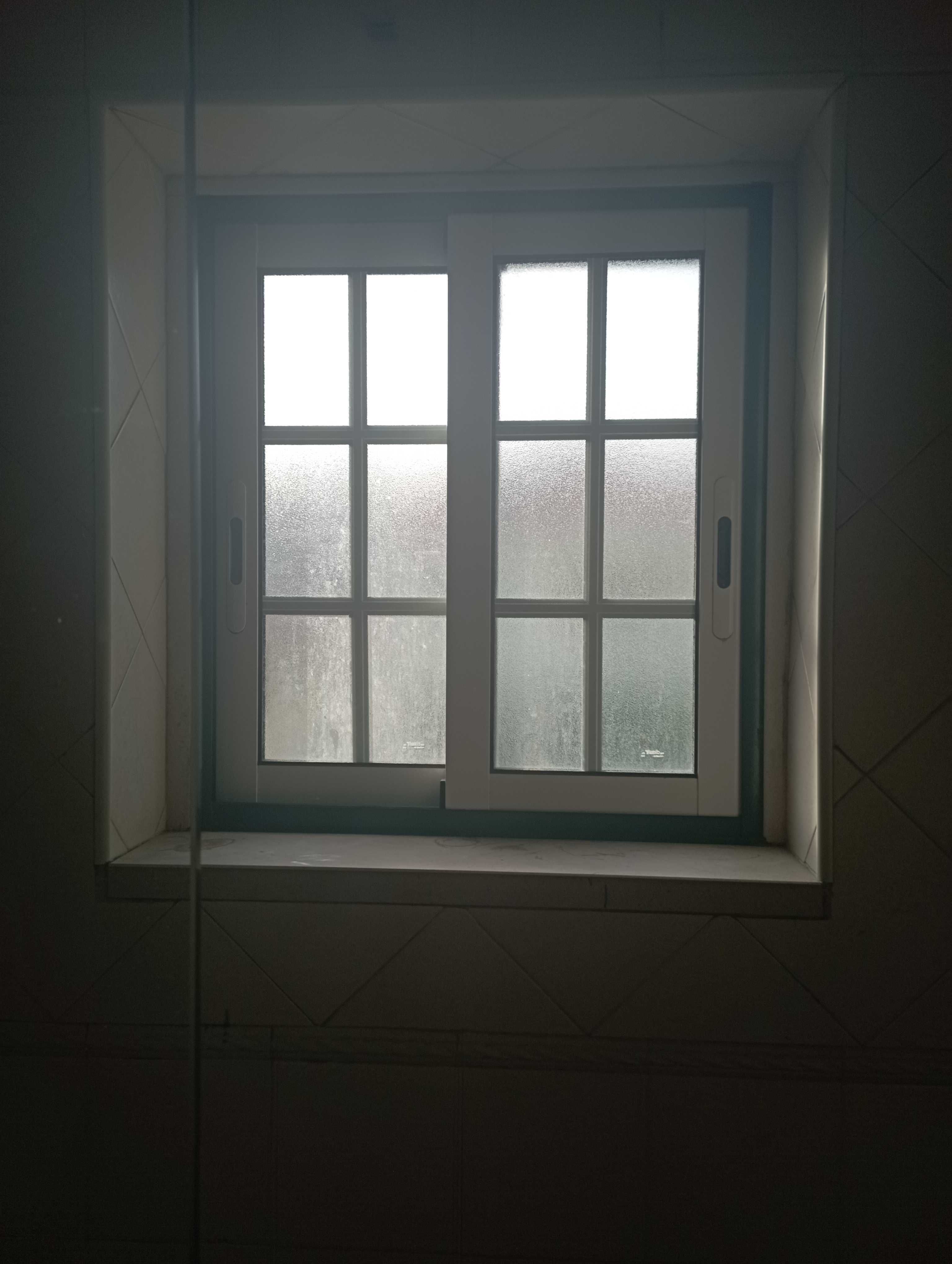 Janelas vidro duplo em aluminio com perfil verde