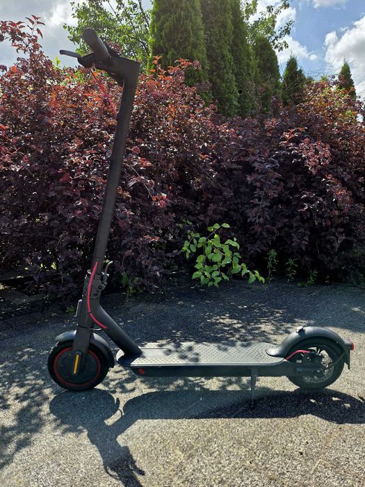 Hulajnoga elektryczna XIAOMI Mi Pro 2 używana.