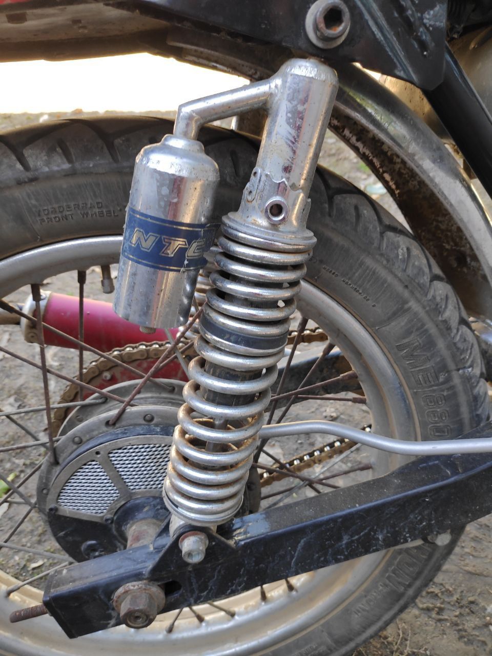 Мотоцикл кастом з двигуном  Cagiva