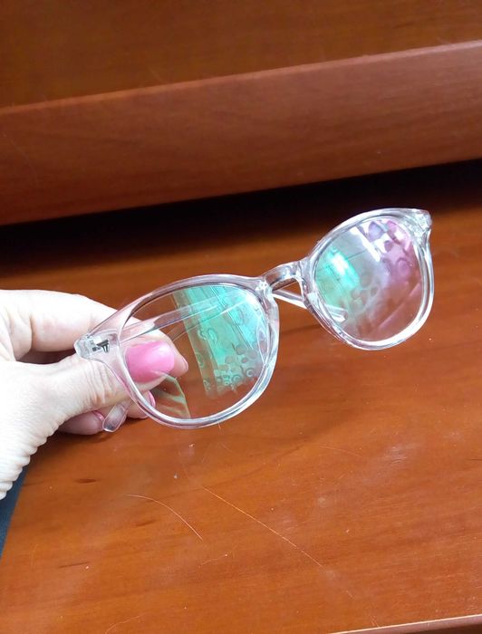 Прозрачная оправа