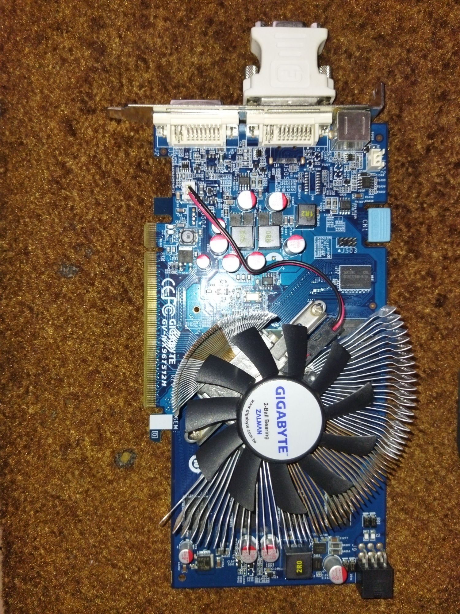 Видеокарта GIGABYTE GeForce 9600 GT 512MB GDDR3