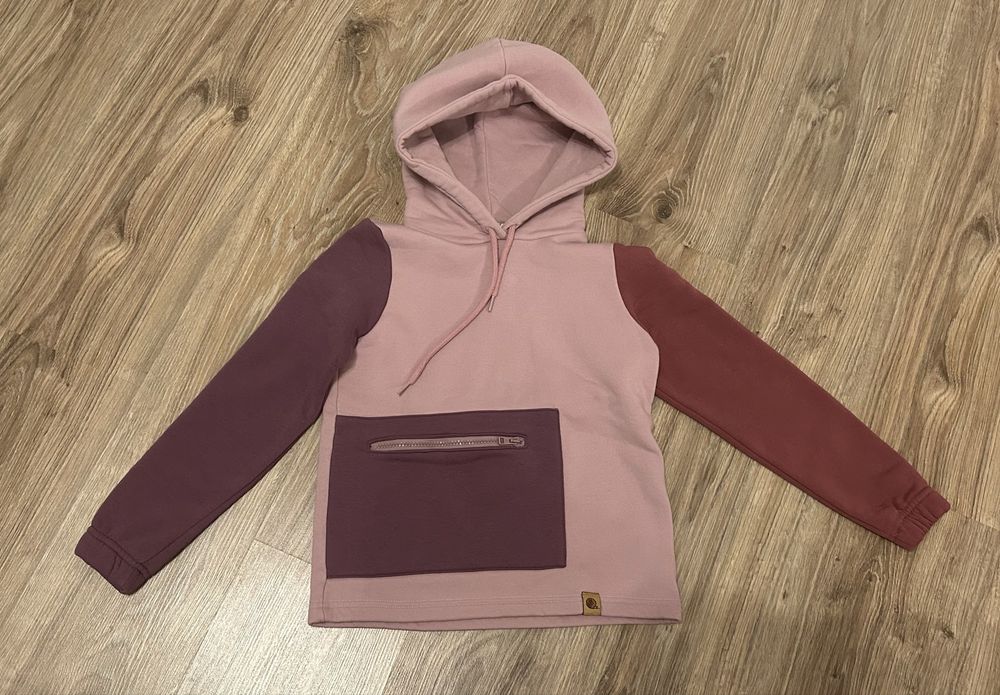 Bluza z kapturem kieszonką na zamek Tu Szyte 128/134