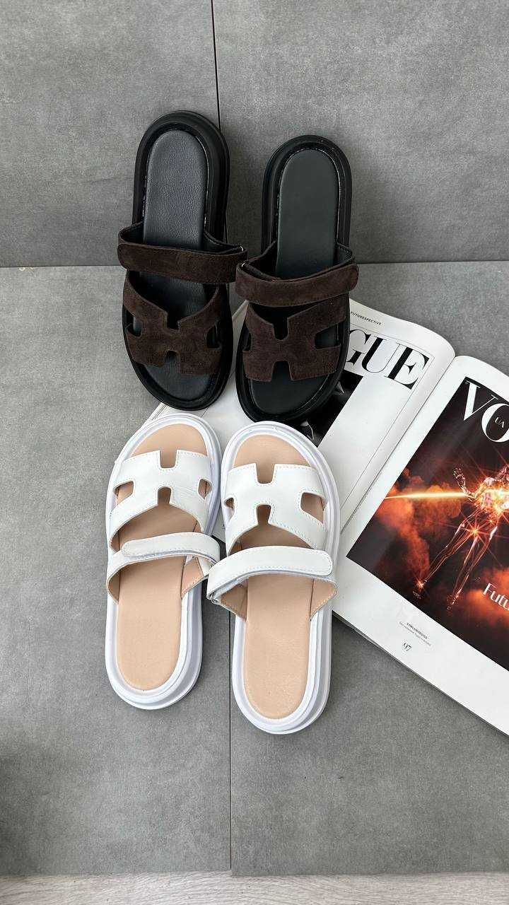 Шльопки жіночі натуральні (36–41) в стилі Hermes білі | шлепанцы