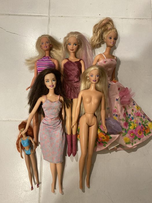Bonecas barbie desde 2€ a 28€ cada