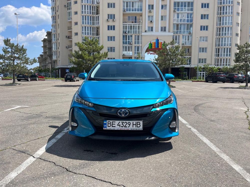 Toyota Prius prime 2017 Plug-in