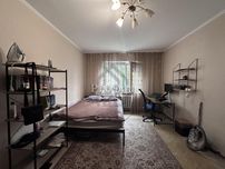 Продаж Однокімнатна квартира 35м2 Київ вул. Райдужна