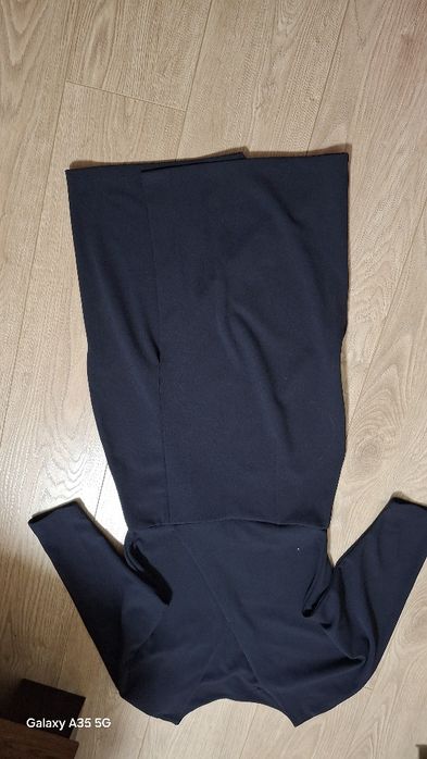 Вечірня довга сукня