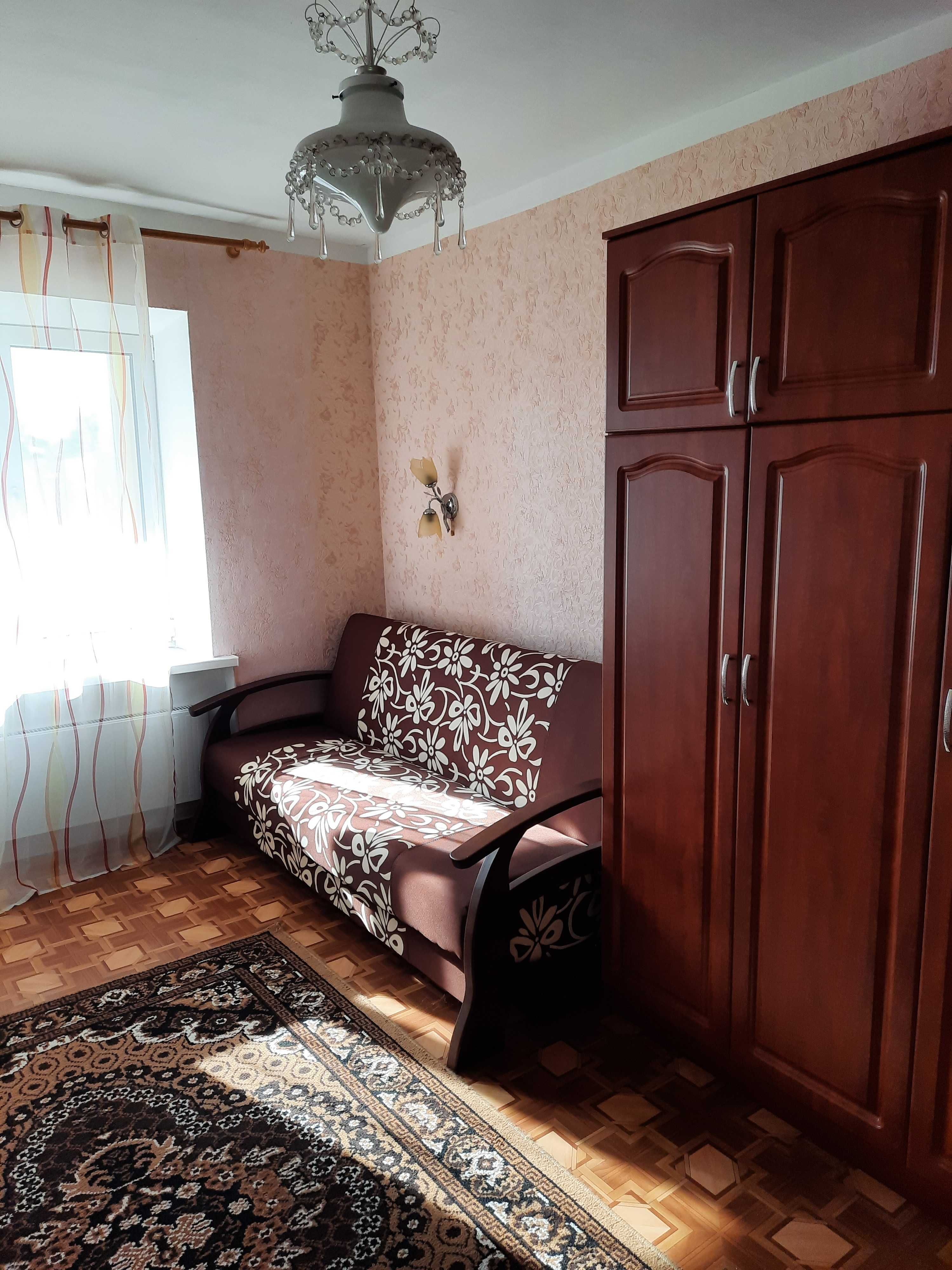 Продам 2-к квартиру, Синельникове, мікрорайон