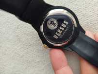 Zegarek versus Versace