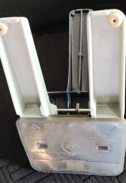 Furador de papel grande capacidade