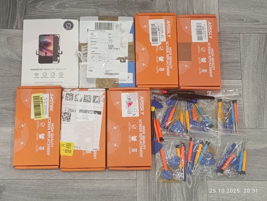 Дисплеї Samsung, redmi, Iphone (7 штук разом)
