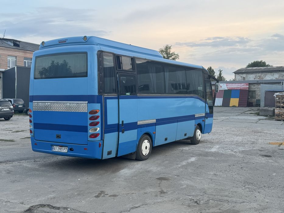 Isuzu Turkuaz туристичний автобус