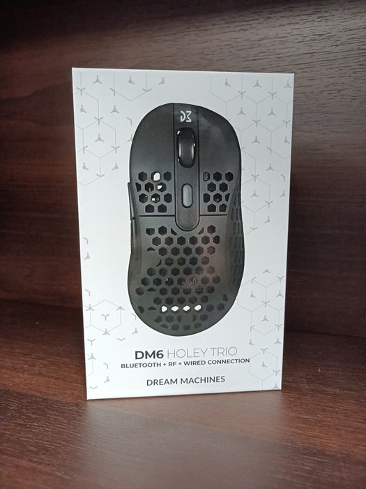 Mysz DM6 holey trio BL+RF+WRD connection