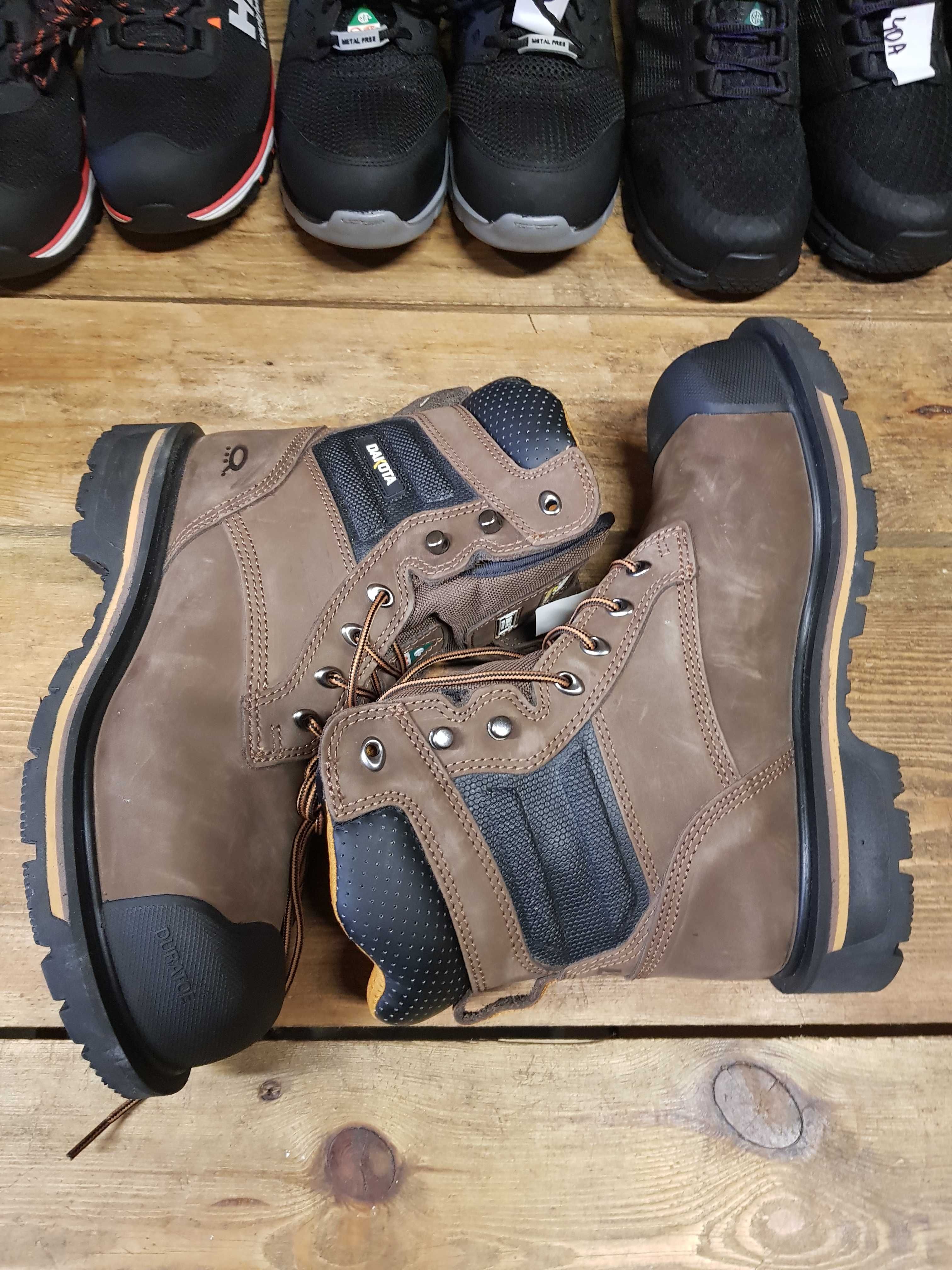 Buty robocze DAKOTA rozm 43 wkł 28,5 cm  S3