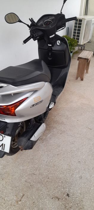 Honda lead 110cc negociável