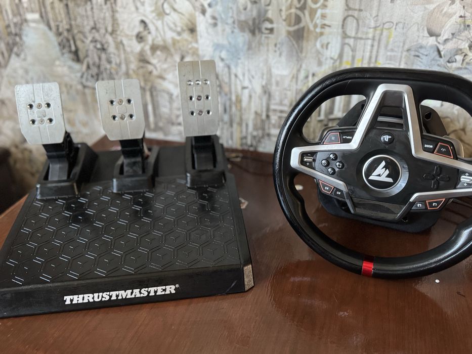 Кермо та педалі Thrustmaster T248