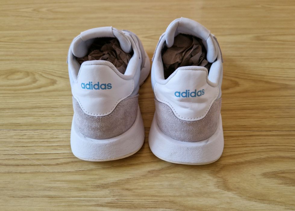 Кросівки жіночі Adidas 39 розмір (стелька 24.5см) Original