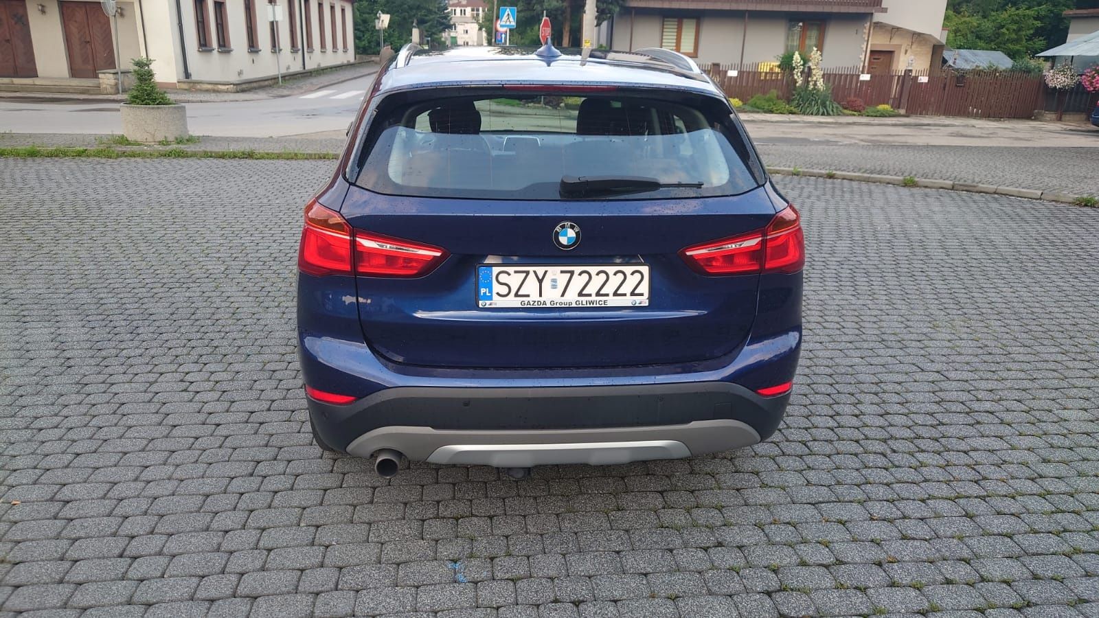 Sprzedam BMW X1- xLine stan idealny