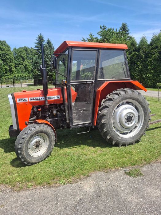 Massey Ferguson  255