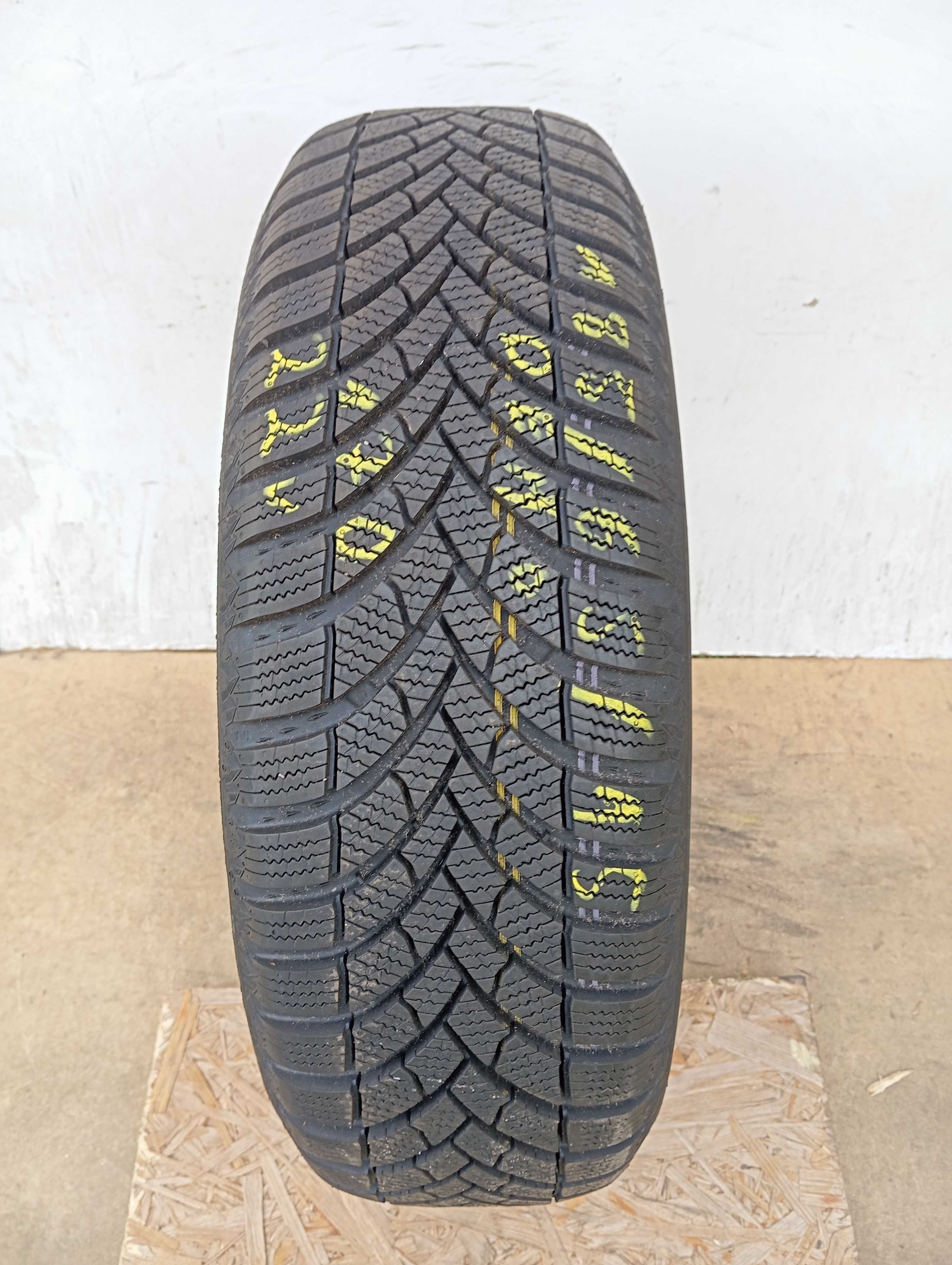 1x 185/65 R15 88T Semperit Speed-Grip 5 2022r 8,5 mm