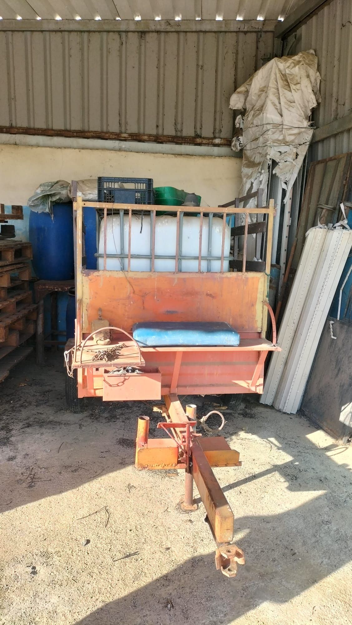 Reboque de tractor - usado