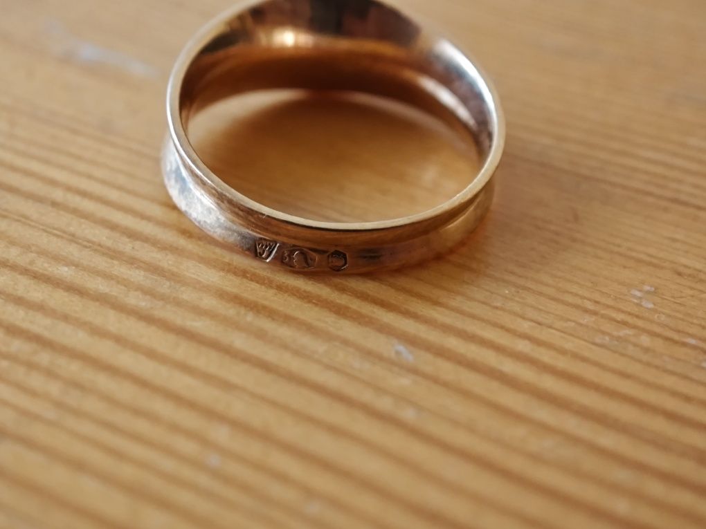 Złoty pierścionek Warmet próba 585 waga 3,46 g średnica 19 mm
