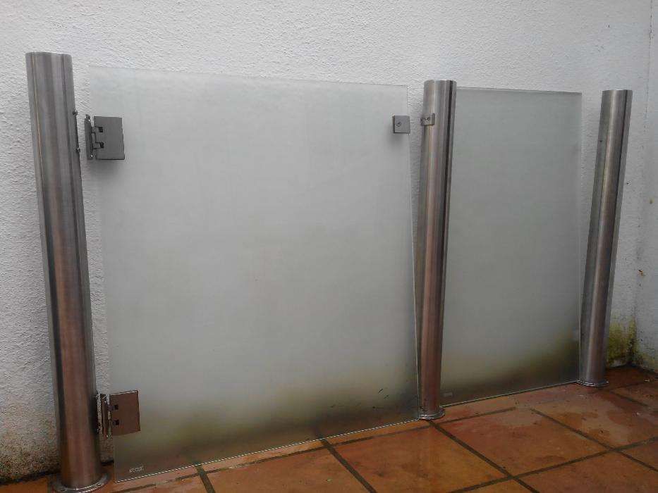 Mini porta em vidro e vandeira