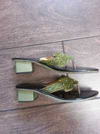 Винтажные шлепки босоножки вьетнамки квадратный каблук ретро