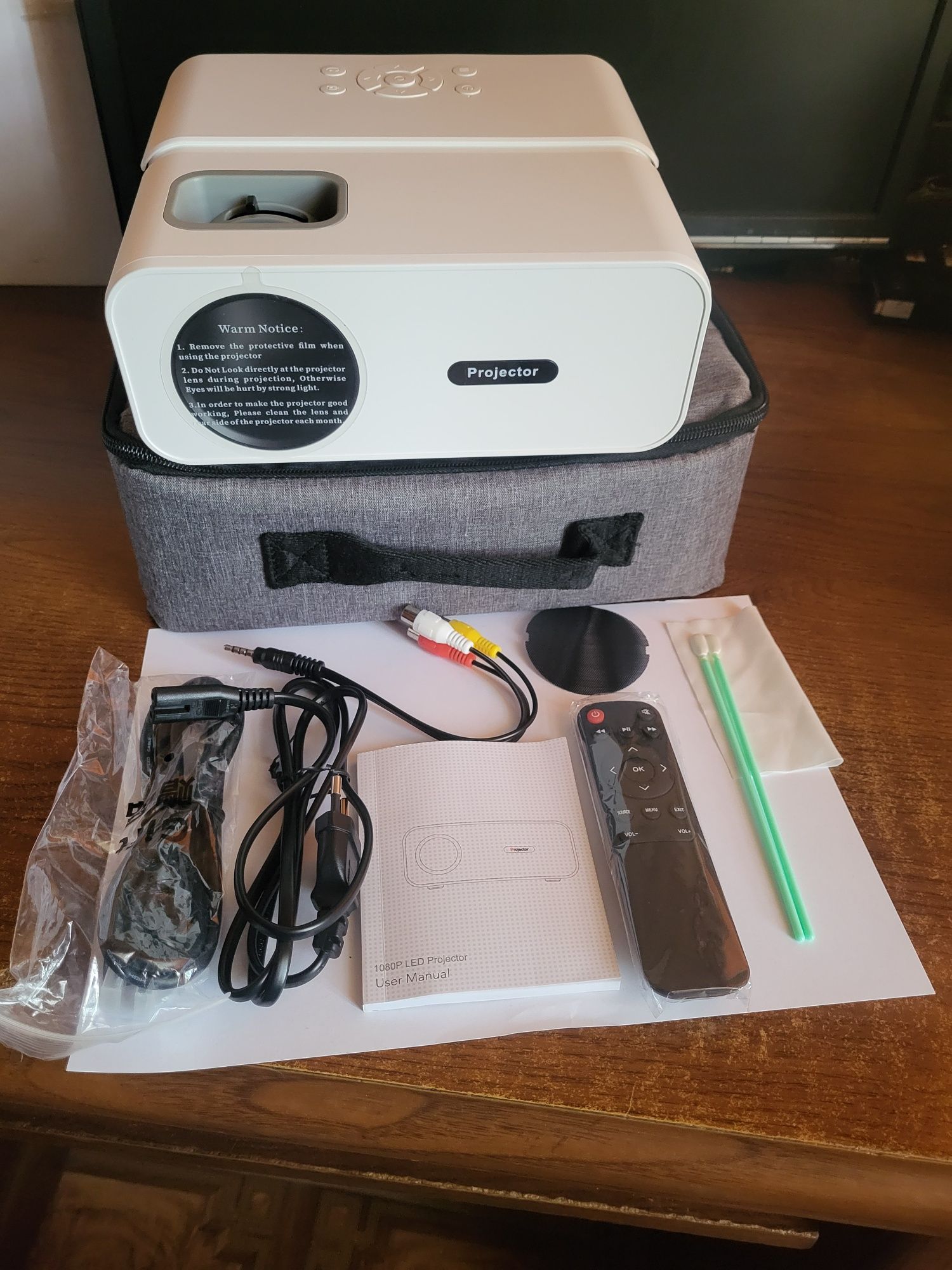 Мультимедійний проектор Movie Projector C12 Full HD 1080P