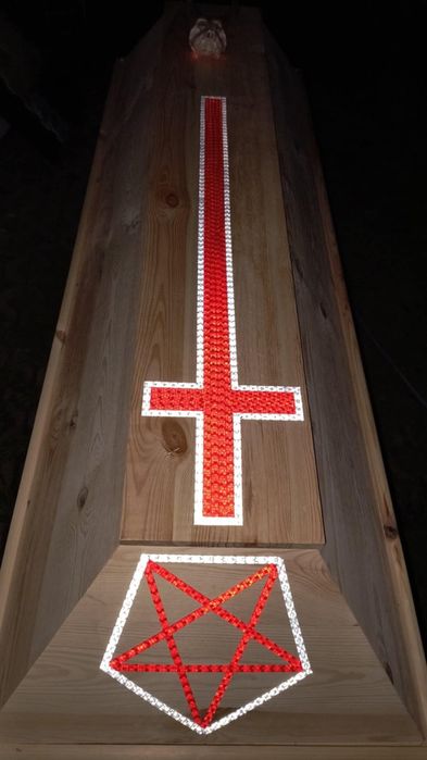 Dekoracja Halloween, trumna