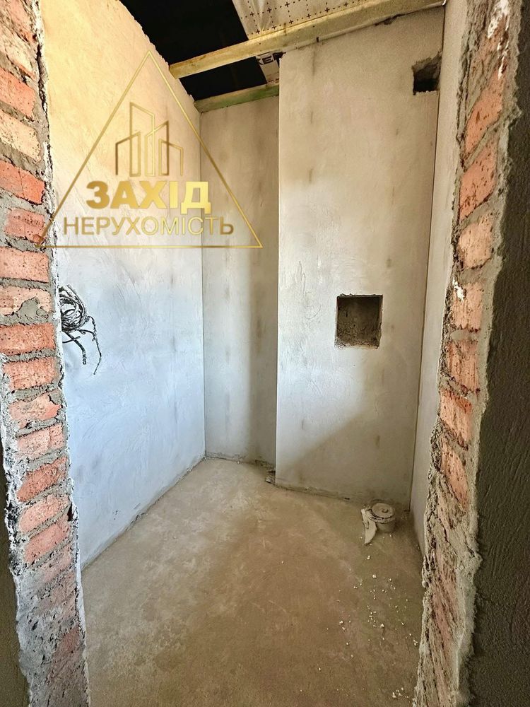 Будинок у с.Боратин! Ділянка 7 сотих!