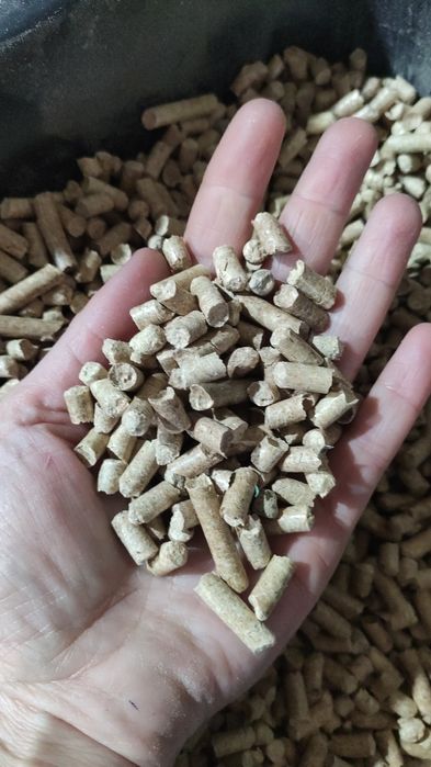 Пелета деревна/ наповнювач для котячого туалету