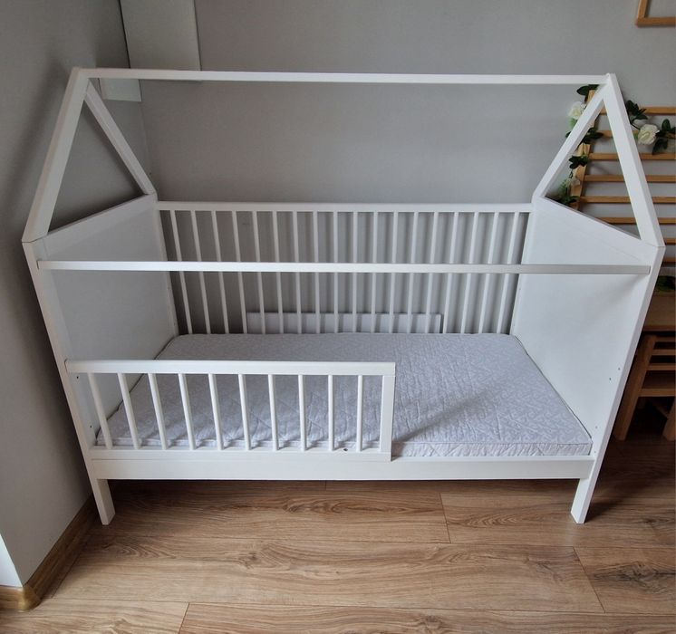 Łóżeczko domek 140x70 + funkcja tapczanika, białe, stan bdb+