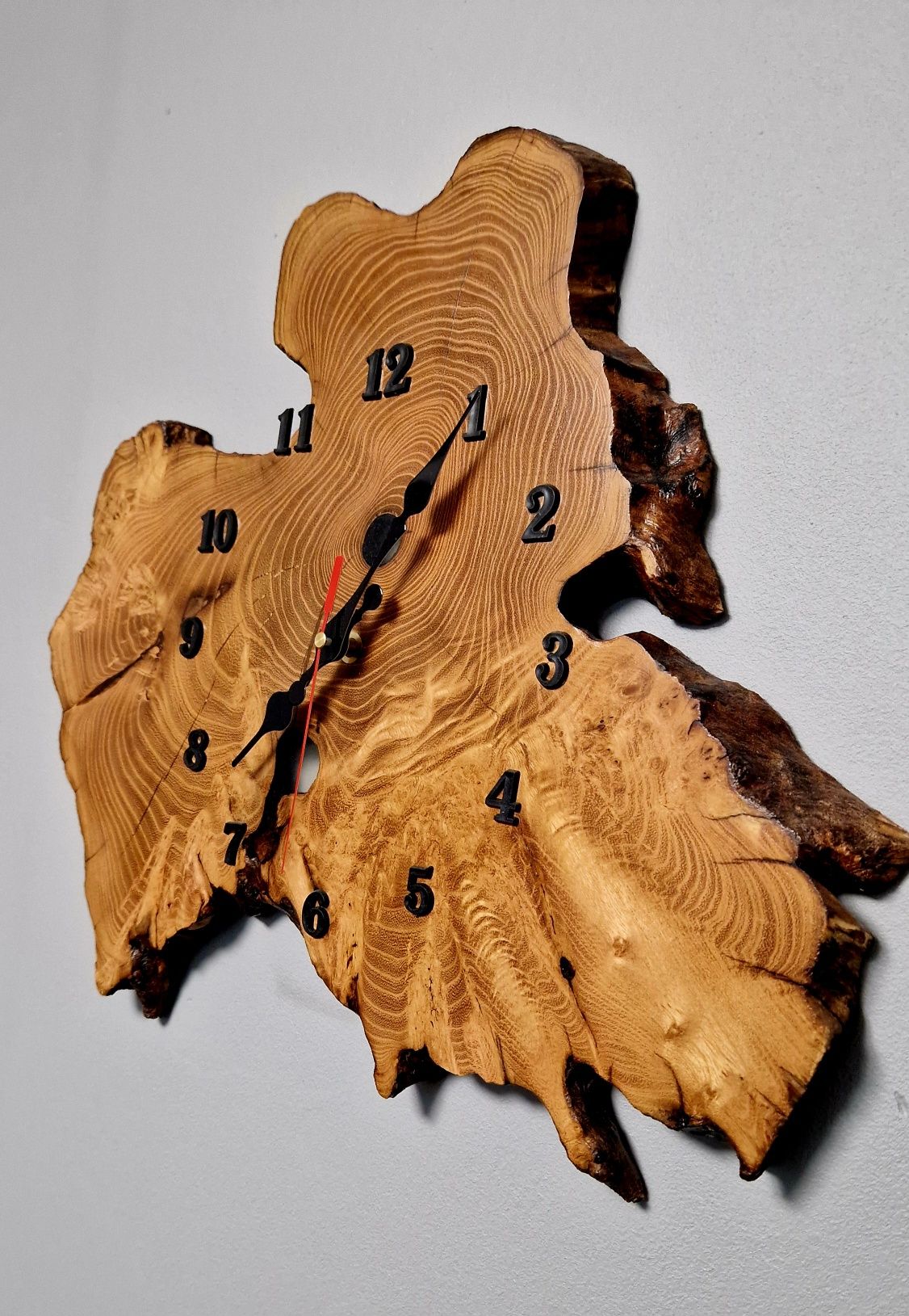 Zegar drewniany z żywicą, hand made