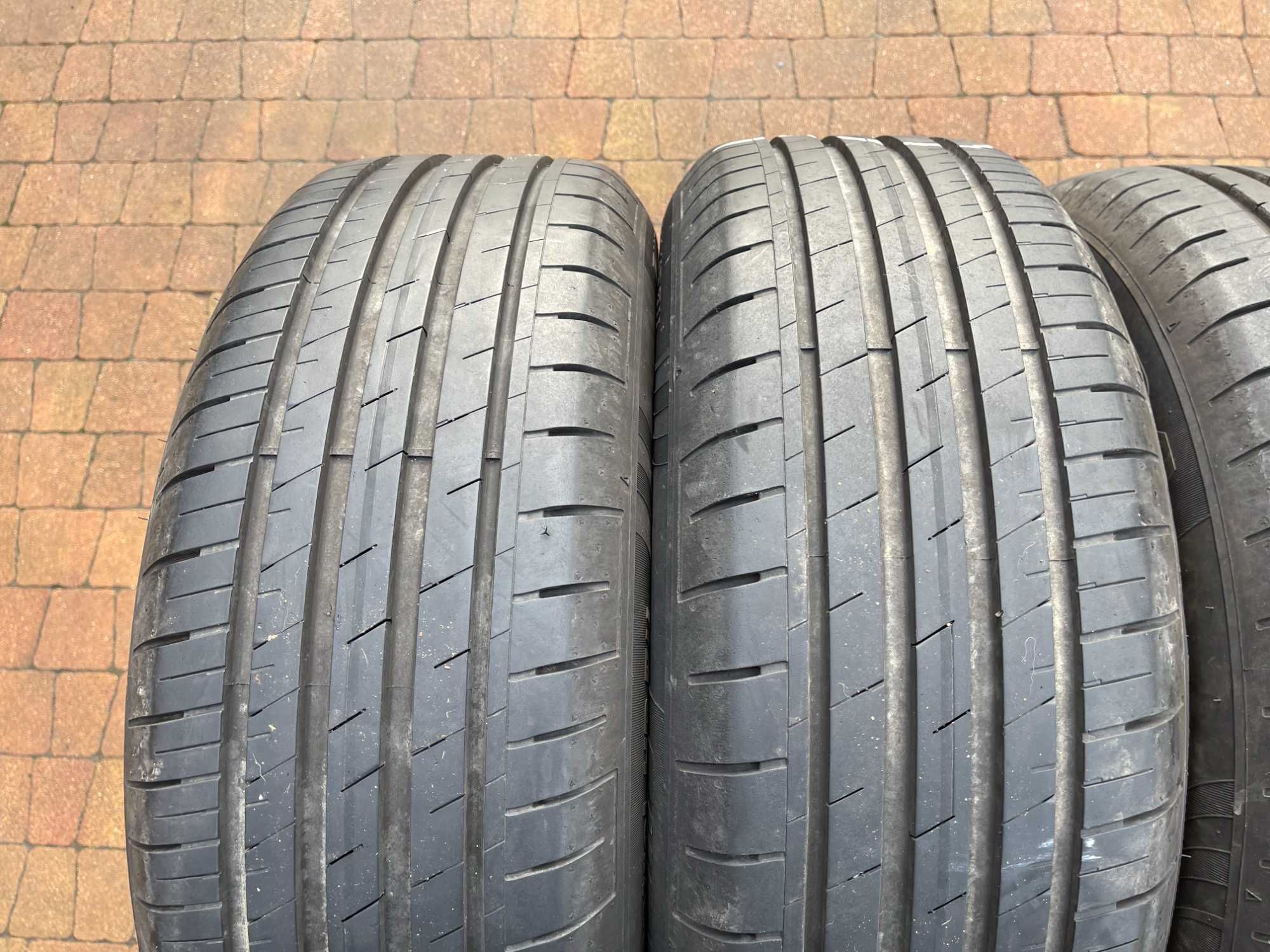 3726. Koła letnie Opel Mokka Trax 5x105 czarne 215/60/17 Fulda 7/8mm