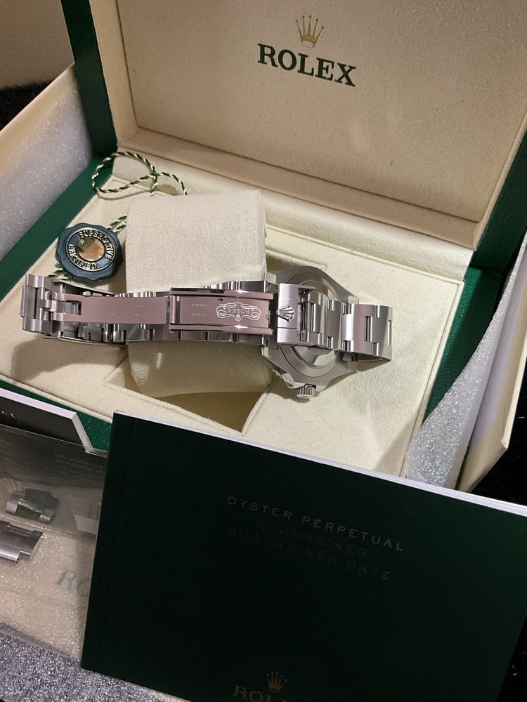 Rolex Submariner Date