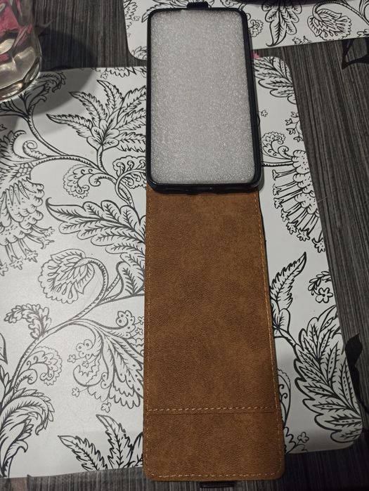 Etui pionowe do telefonów Huawei Y6 II lub honor 5a
