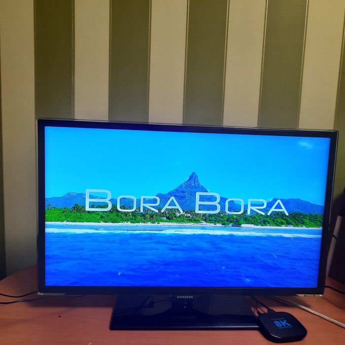 Продам телевізор 
Зв