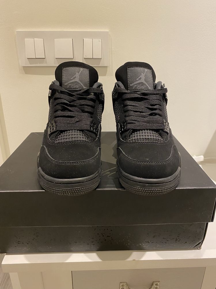 Air Jordan 4 Black Cat