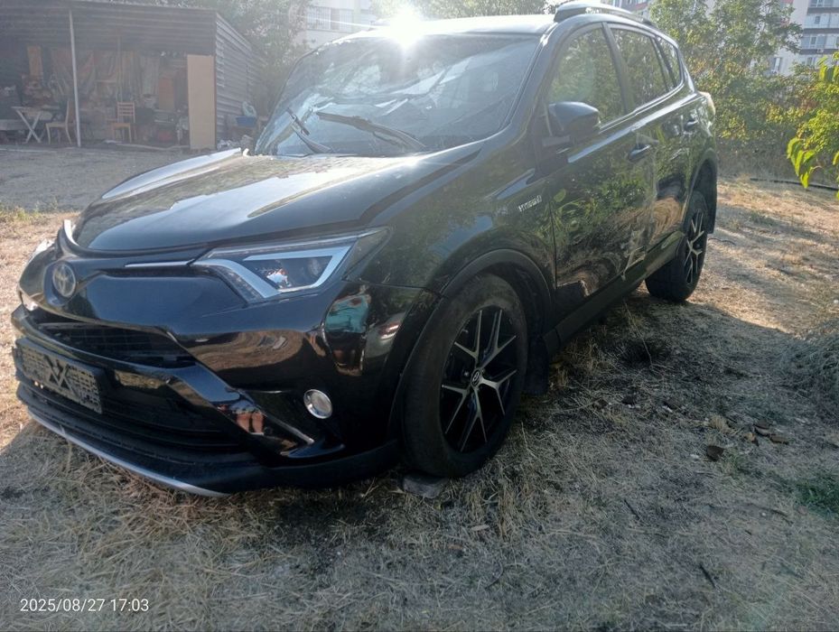 Toyota Rav 4 HYBRID 2016 рік