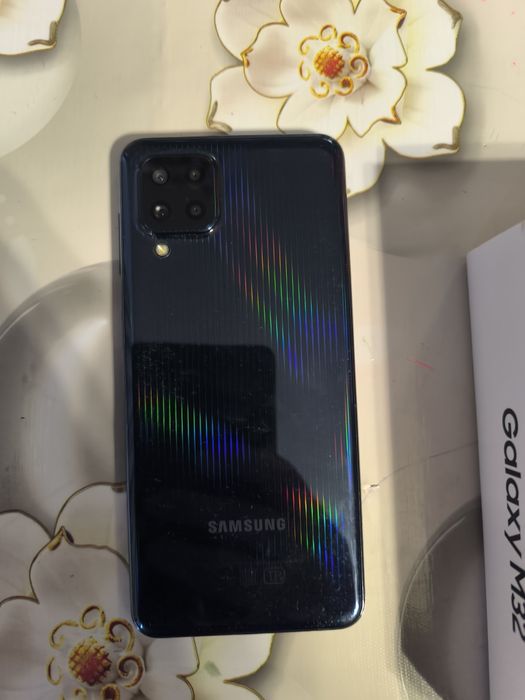 Продам Samsung galaxyМ32